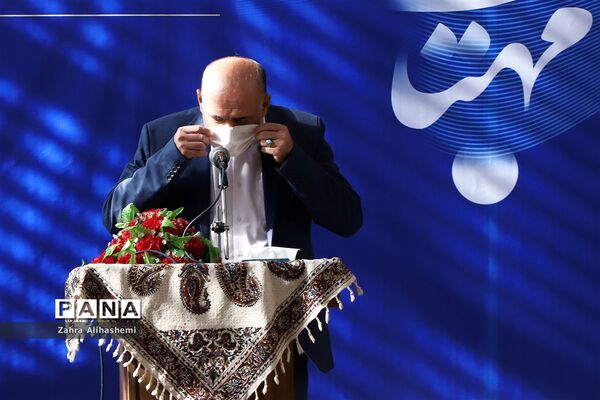 اختتامیه و تجلیل از برگزیدگان کشوری مهتاب در نور
