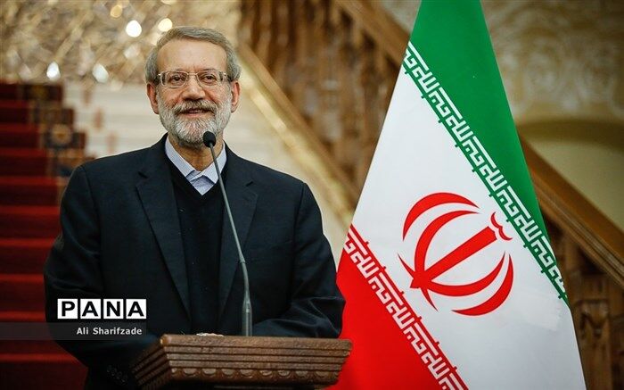 لاریجانی: تحریم‌ها باید برداشته بشود