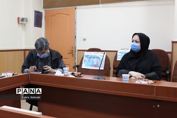 نشست خبری مدیر آموزش و پرورش شهرستان اسلامشهر با اصحاب رسانه  و خبرنگاران