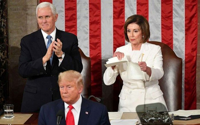 پلوسی بسته حمایتی ترامپ را غیرقانونی خواند 