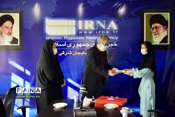تبریک دانش آموزان خبرنگار خبرگزاری پانا، به مناسبت روز خبرنگار  به خبرنگاران  آذربایجان شرقی