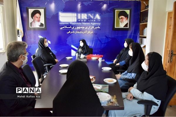 تبریک دانش آموزان خبرنگار خبرگزاری پانا، به مناسبت روز خبرنگار  به خبرنگاران  آذربایجان شرقی