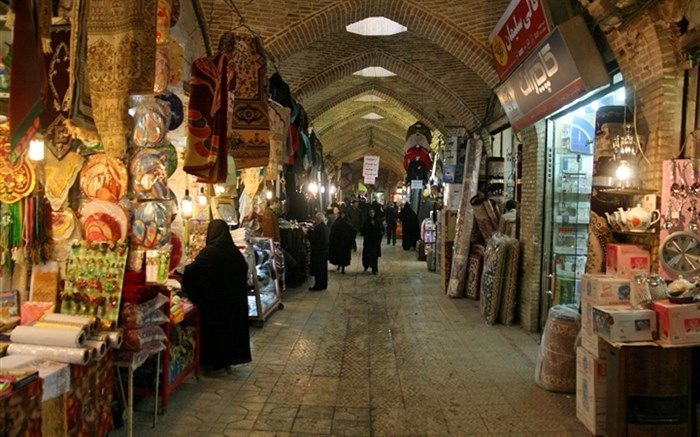 راسته‌های اصلی و فرعی بازار زنجان مرمت می‌شود