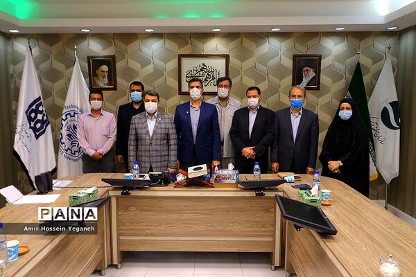 امضای تفاهم نامه همکاری دانشگاه صنعتی شریف و دانشگاه تهران در جزیره کیش