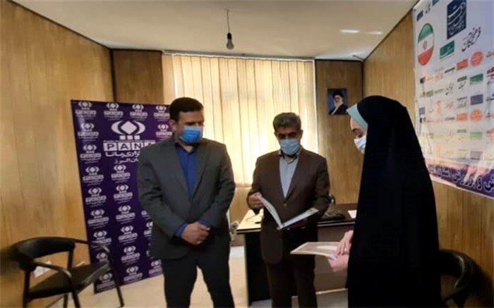 آگاه کردن مردم جلوه ای از کار خبرنگاری است