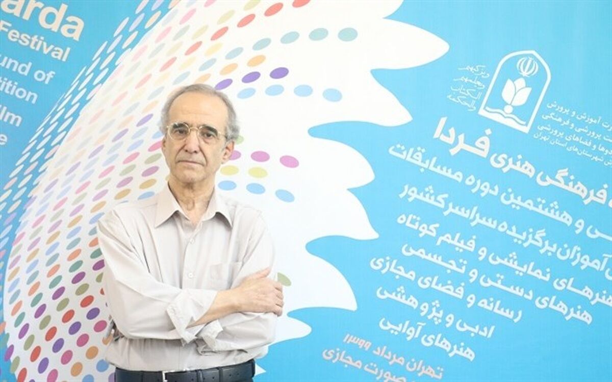 تئاتر دنیای عمیق و گسترده‌ای را برای دانش‌آموزان ترسیم می کند