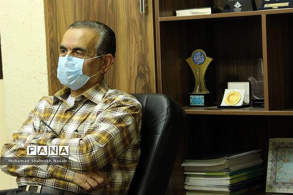 نشست هم‌اندیشی مدیرسازمان دانش‌آموزی خوزستان با مربیان پیشکسوت تشکیلاتی