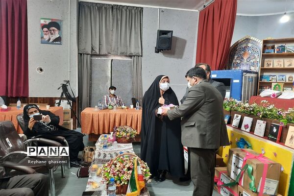 توزیع ۱۴ هزار جلد کتاب اهدایی توسط خیرین در فارس