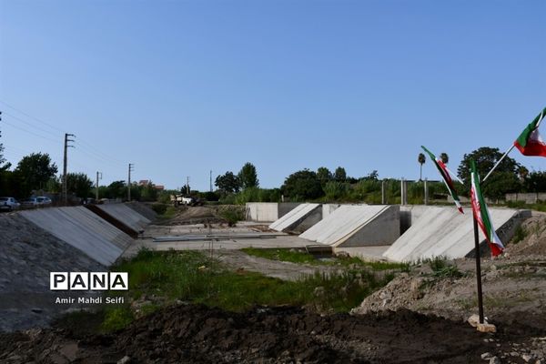 حضور رییس سازمان برنامه و بودجه در غرب مازندران در روز دوم سفر