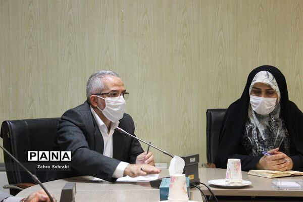 نشست صمیمی فرماندار اسلامشهر با نمایندگان تشکل‌ها و سازمان‌های مردم نهاد