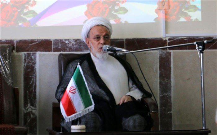 ‌هاشم‌زاده هریسی: باید زمان عزاداری‌های محرم را کوتاه کرد