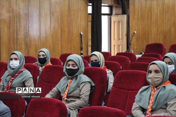 تجلیل از دانش‌آموزان پیشتاز فعال کهگیلویه و بویراحمد در عرصه فضای مجازی و شبکه شاد