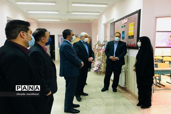 بازدید از روند ثبت نام و بازگشایی مدارس آموزش و پرورش ناحیه یک شهرری