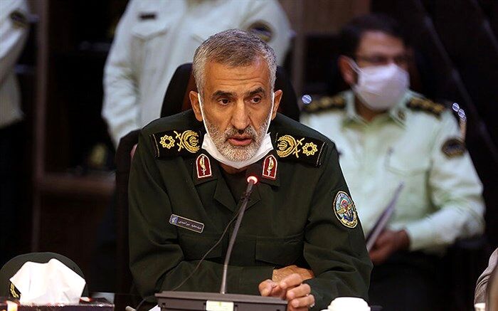 دشمن درصدد خدشه وارد کردن به قاطعیت نیروهای مسلح در برخورد با اراذل و اوباش است