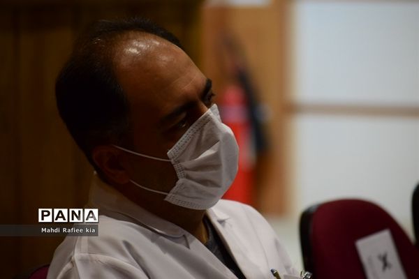 برگزارى مراسم روز پزشک جهت قدردانى از پزشکان فعال بخش‌هاى کرونایى آذربایجان شرقى