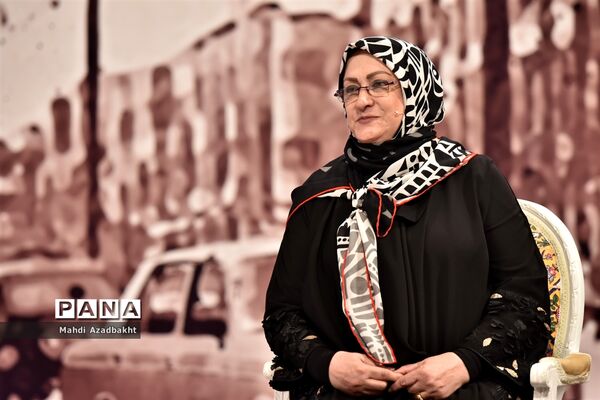 فصل چهارم چهل‌تیکه