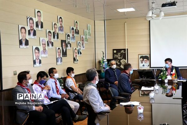 مراسم تجلیل فعالان سازمان دانش آموزی قوچان