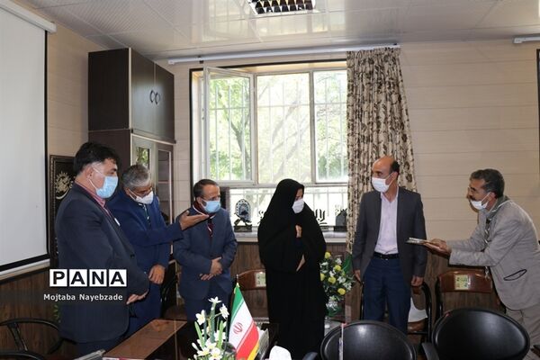 مراسم تجلیل فعالان سازمان دانش آموزی قوچان