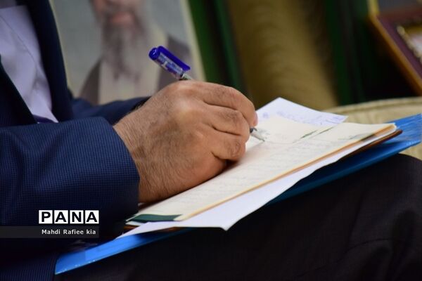برگزارى نشست خبرى و مطبوعاتى رئیس سازمان جهاد کشاورزى آذربایجان شرقى با اصحاب رسانه به مناسبت هفته دولت