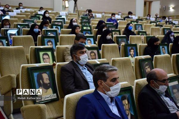 برگزارى نشست خبرى و مطبوعاتى رئیس سازمان جهاد کشاورزى آذربایجان شرقى با اصحاب رسانه به مناسبت هفته دولت