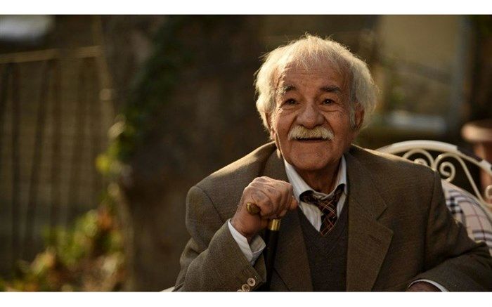 «دوزیست» و  «زنبور کارگر» پروانه نمایش گرفتند