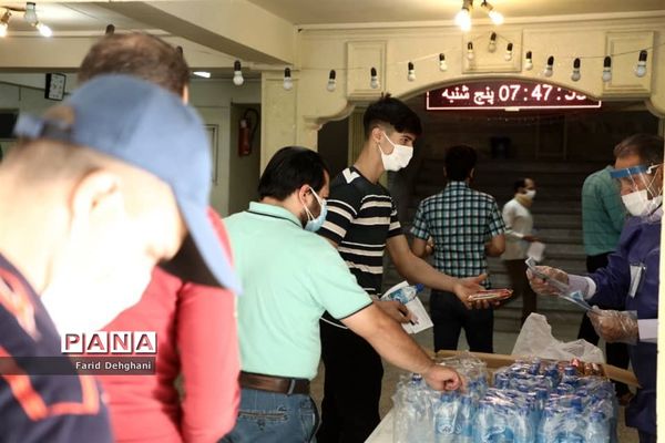 بازدید مدیرکل آموزش و پرورش خراسان رضوی از روند برگزاری کنکور ۹۹ در مشهد