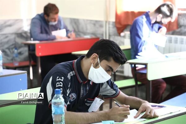 بازدید مدیرکل آموزش و پرورش خراسان رضوی از روند برگزاری کنکور ۹۹ در مشهد