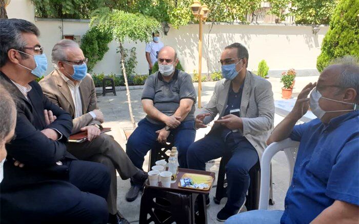 بازدید مدیران سینمایی از پشت صحنه «ملکه گدایان»