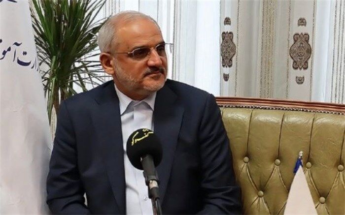 حاجی میرزایی: ۴ هزار میلیارد تومان وام کم بهره به فرهنگیان از سوی بانک ملی اختصاص داده می‌شود