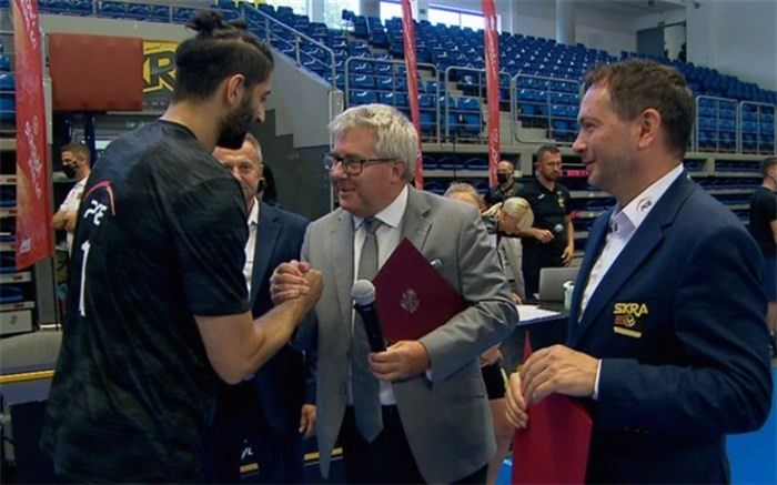 ستاره تیم ملی والیبال ایران تابعیت لهستان گرفت