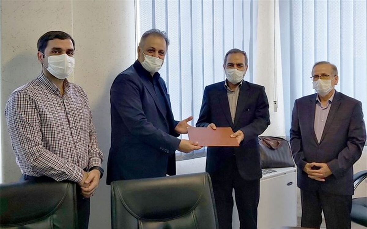 امضا تفاهم نامه همکاری در تامین تبلت های دانش آموزی مورد نیاز وزارت آموزش و پرورش