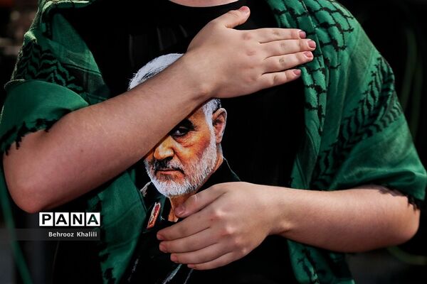 عزاداری حسینی در هیئت ریحانه‌الحسین