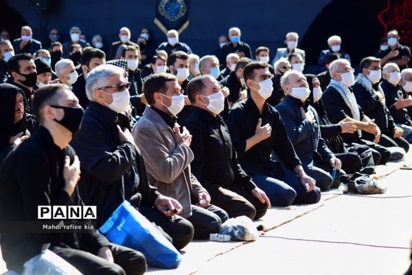 مراسم عزادارى ظهر عاشورا در تبریز