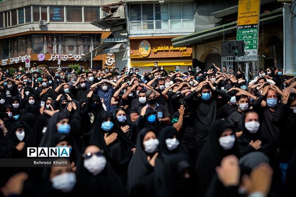 عزاداری ظهر عاشورای حسینی در امام زاده صالح (ع)