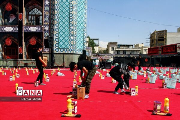 تهیه و توزیع بسته‌های معیشتی