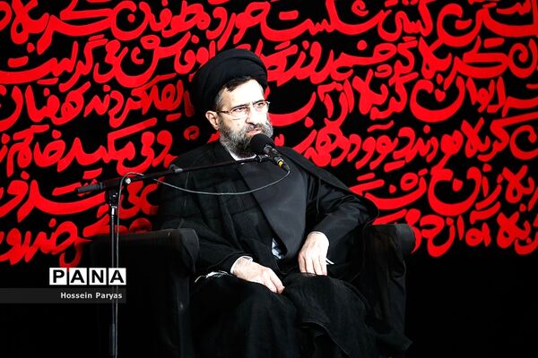 عزاداری شب ششم محرم در امام‌زاده صالح (ع)