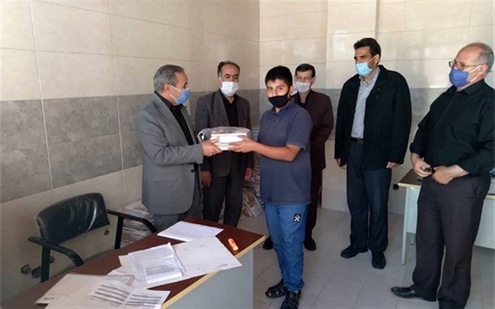 بازدید مدیرکل آموزش و پرورش اردبیل از مدارس ناحیه یک