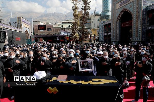 تشییع پیکر حجت الاسلام روح الله حسینیان