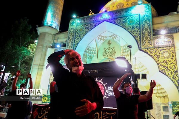 مراسم عزاداری شب تاسوعای حسینی (ع) در میدان فلسطین