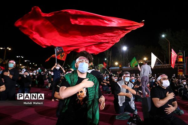 عزاداری شب تاسوعا حسینی در هئیت ریحانه الحسین