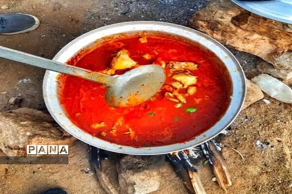 مراسم  ایام محرم در بین عشایر بختیاری توسط گروه جهادگران شهرستان امیدیه