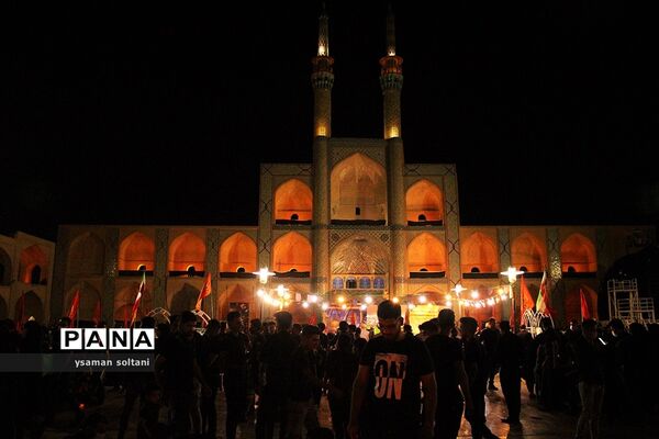 مراسم شام غریبان در یزد
