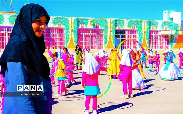 فضای مجازی باعث افزایش قدرت بیان و خودباوری دانش‌آموز می‌شود