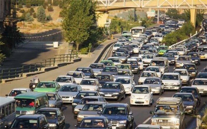 ترافیک سنگین در محورهای ورودی پایتخت