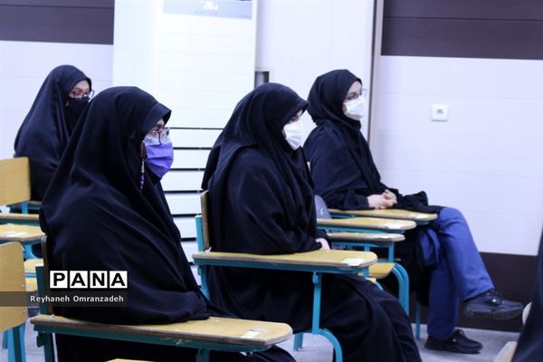 مانور بازگشایی دبیرستان شاهد حضرت معصومه(س) منطقه 10