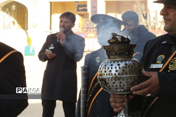 آیین سفره صلوات  و روضه خوانی در حرم مطهر احمد بن موسی (ع)شاهچراغ شیراز در ایام محرم