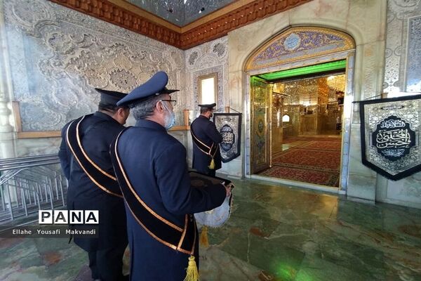 آیین سفره صلوات  و روضه خوانی در حرم مطهر احمد بن موسی (ع)شاهچراغ شیراز در ایام محرم