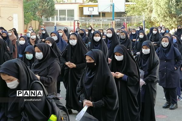 زنگ بازگشایی مدارس در ناحیه دو شهر ری به صدا درآمد