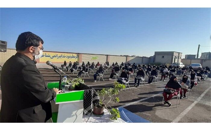 دانش آموزان الگو‌های فرهنگ سازی در جامعه هستند