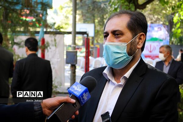 آیین استانی نواختن زنگ آغاز سال تحصیلی در شیراز